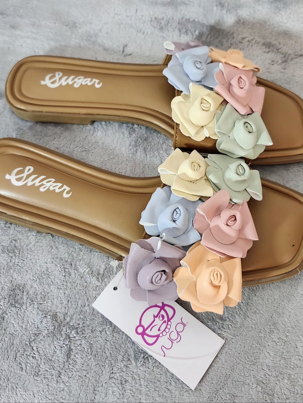Sugar Floral Pastel Embellished Slides Size: 7 Color: Multicolor - Picture 6 of 9